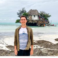 Александр Белов