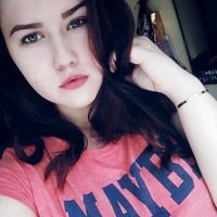 Елена Акменс