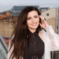 Асмик Масленникова