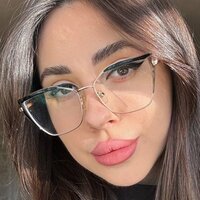 Алина Жамалова