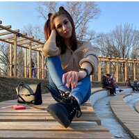 Поля Яковлева