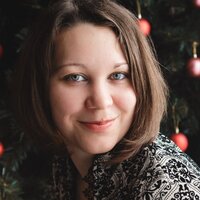 Олька Жолобова