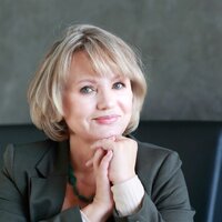 Галина Дикова