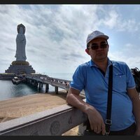 Ернур Уважанов