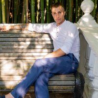 Юрий суворов