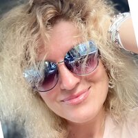 Ариночка🌹