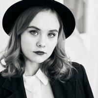 Юлия Стулова
