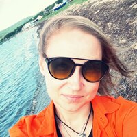 Алена Семенова