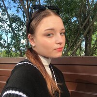 Женя Романова