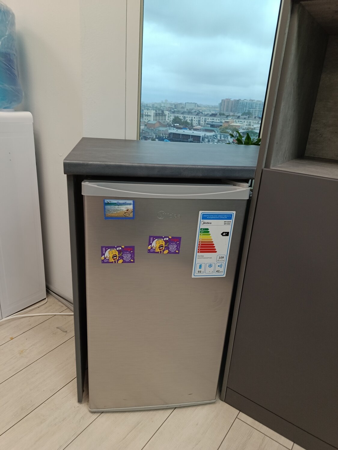 холодильник бирюса м70, холодильник, холодильник "бирюса-70" мини, мини холодильник, холодильник бирюса б