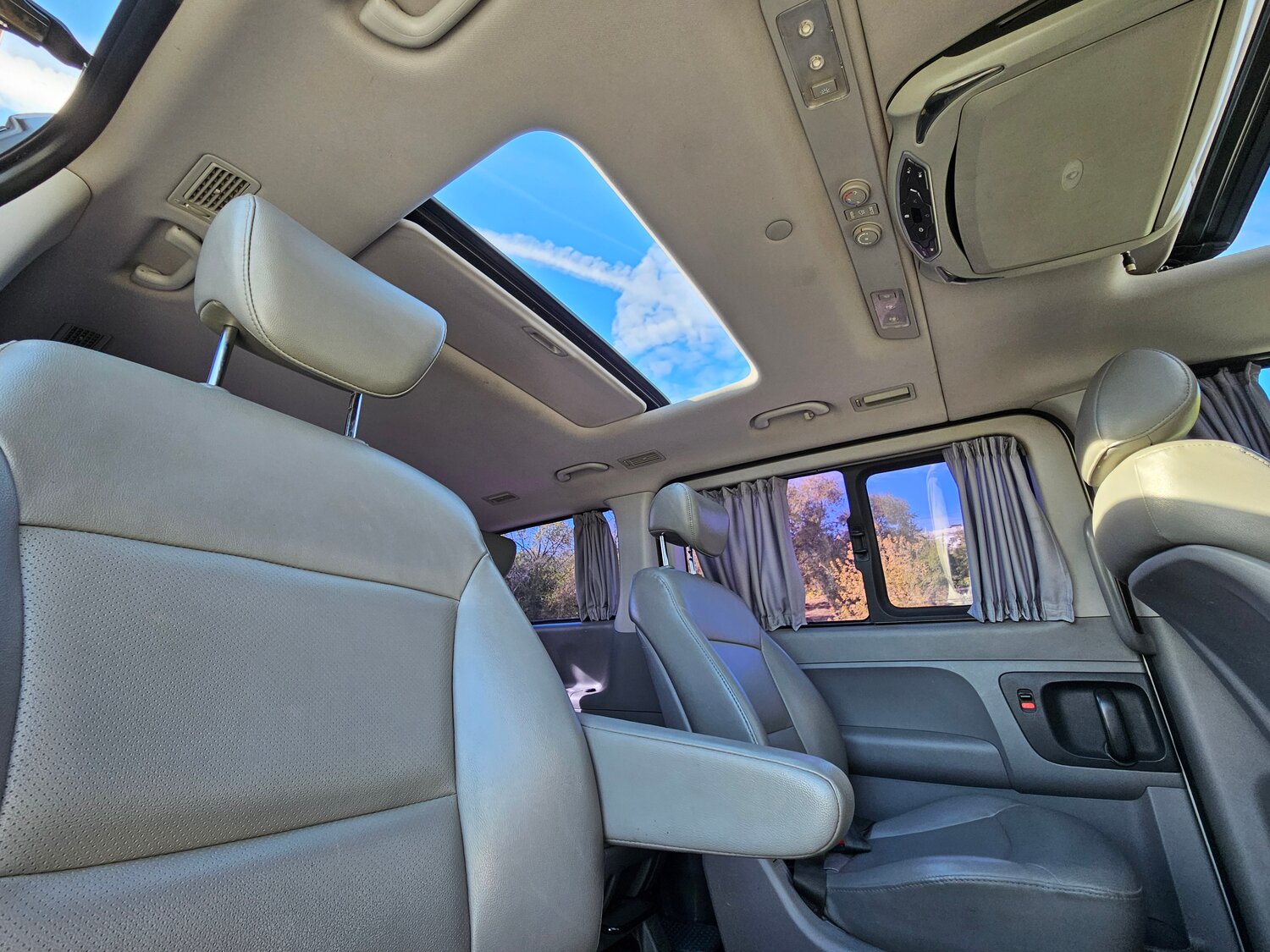 хендай гранд старекс, хендай гранд старекс 2010г, hyundai grand starex салон, минивэн гранд старекс, хендай старекс новый