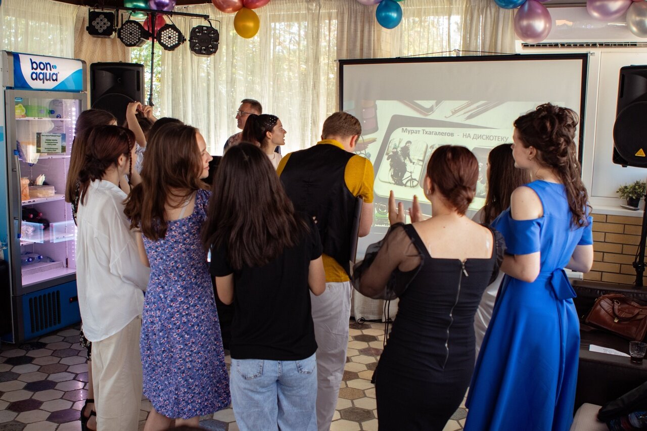 выпускной 11 класс, выпускной для 9 класса, выпускной вечер, выпускной банкет, фотобудка на выпускной