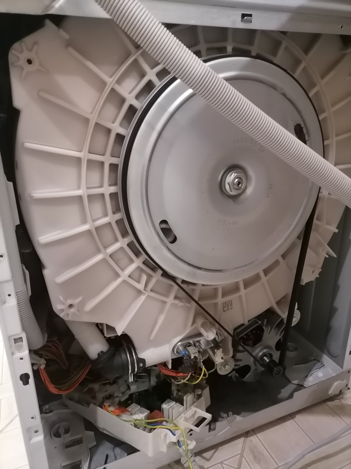 Ремонт стиральных машин с выездом на дом