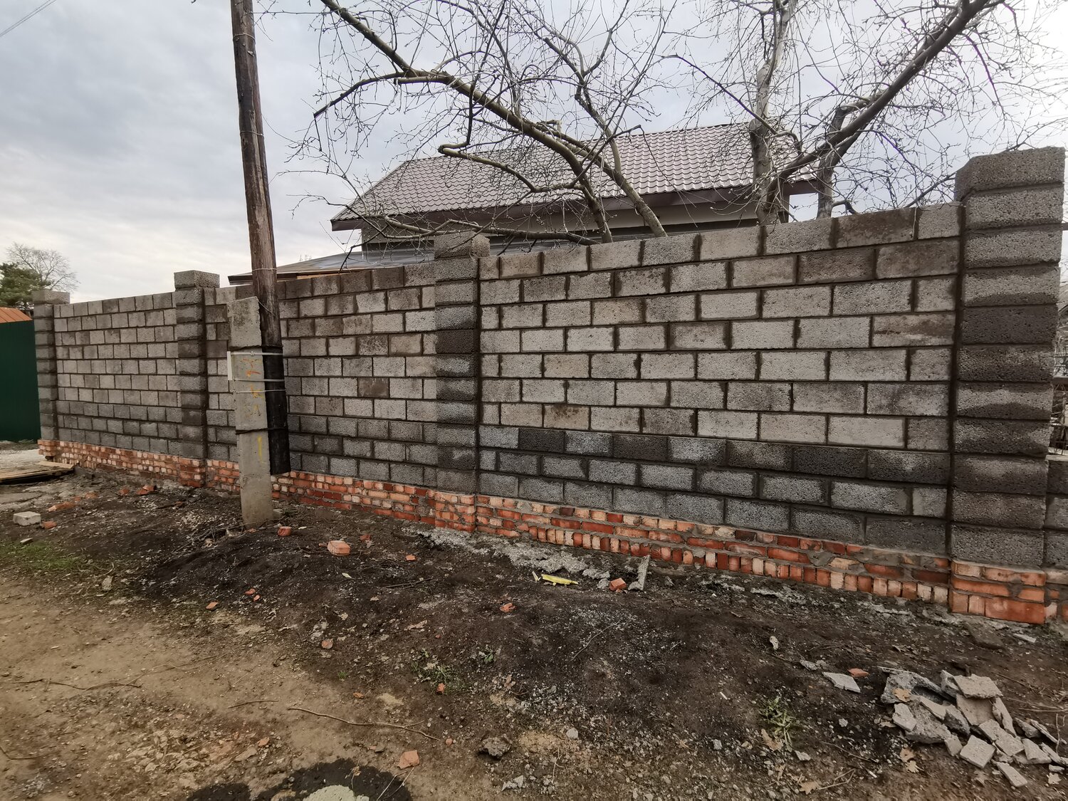 забор из керамзитобетонных блоков, забор из шлакоблока, забор из пескоблока, забор из керамзитоблока, забор из бетонных блоков
