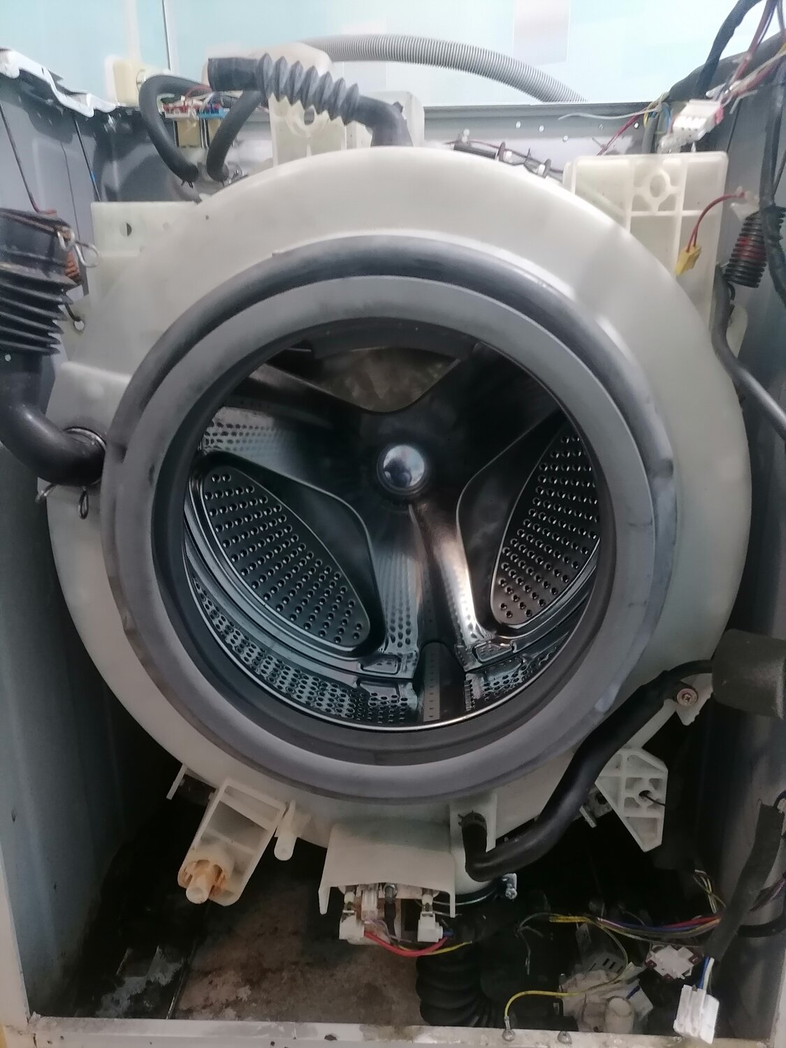 Ремонт стиральных машин с выездом на дом