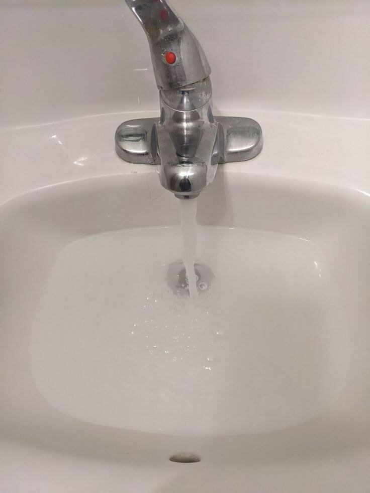 отключение воды, холодное водоснабжение, без воды, горячее водоснабжение, смеситель в