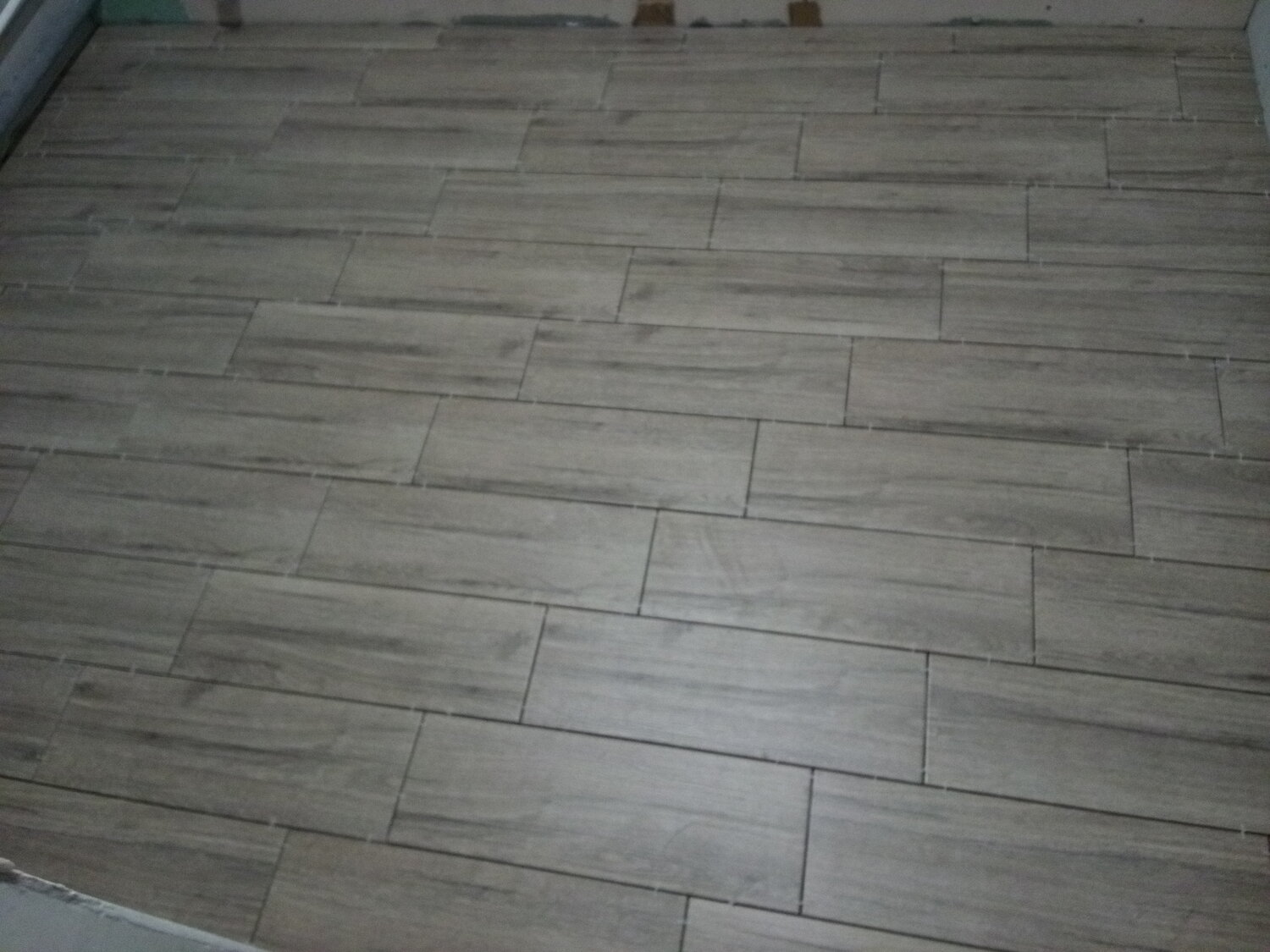 укладка плитка, укладка керамогранита, укладка прямоугольной плитки, укладка керамогранита на пол, укладка плитки на пол