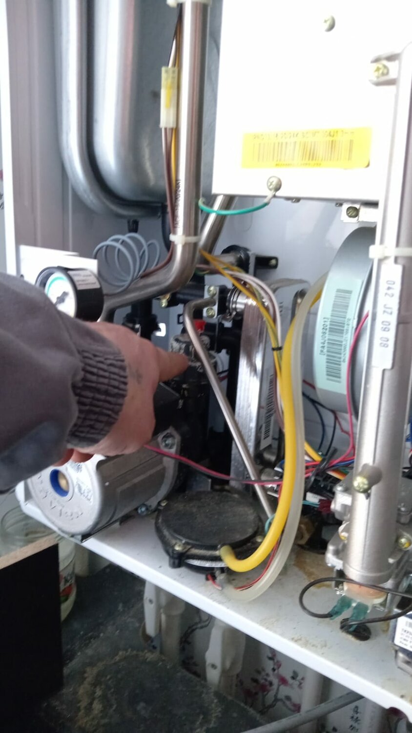 navien газовый котел, газовый котел навьен, ремонт газового котла, котел двухконтурный газовый, газовый клапан navien