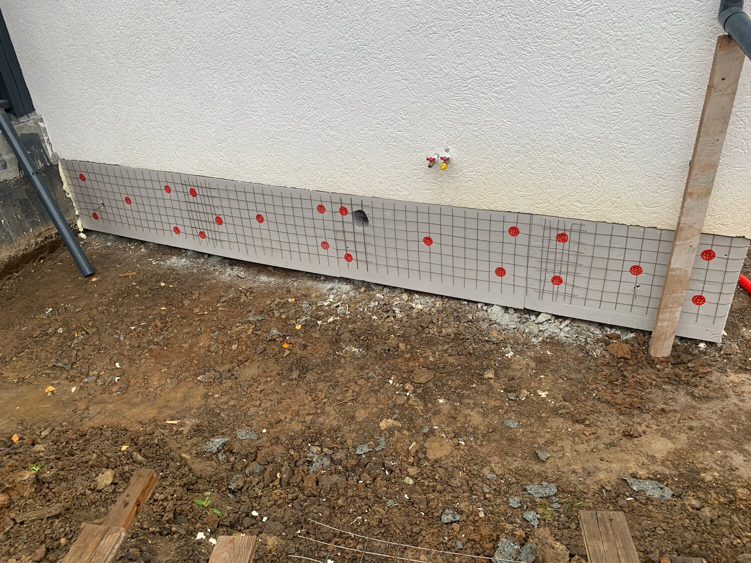 утепление фундамента, утепление цоколя дома, облицовка цоколя плиткой, утепление цоколя фундамента, утепление цоколя дома снаружи