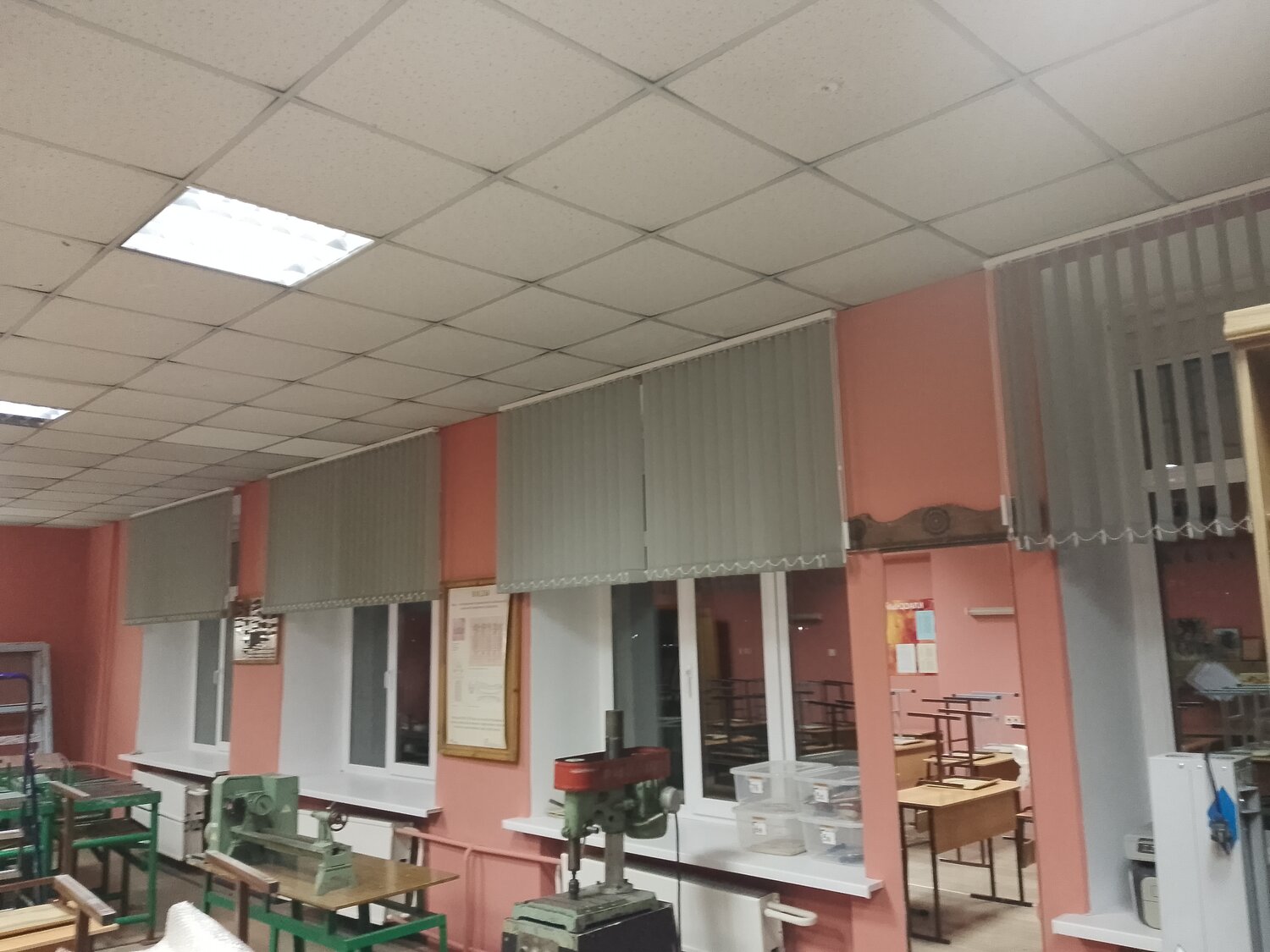 вертикальные жалюзи тканевые, вертикальные жалюзи, жалюзи тканевые, жалюзи вертикальные тканевые для офиса, жалюзи