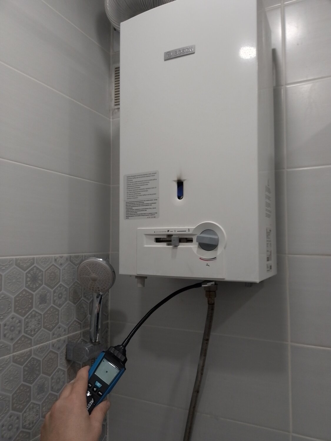 газовая колонка bosch, газовая колонка, газовая колонка бош, колонка нева, газовая колонка нева