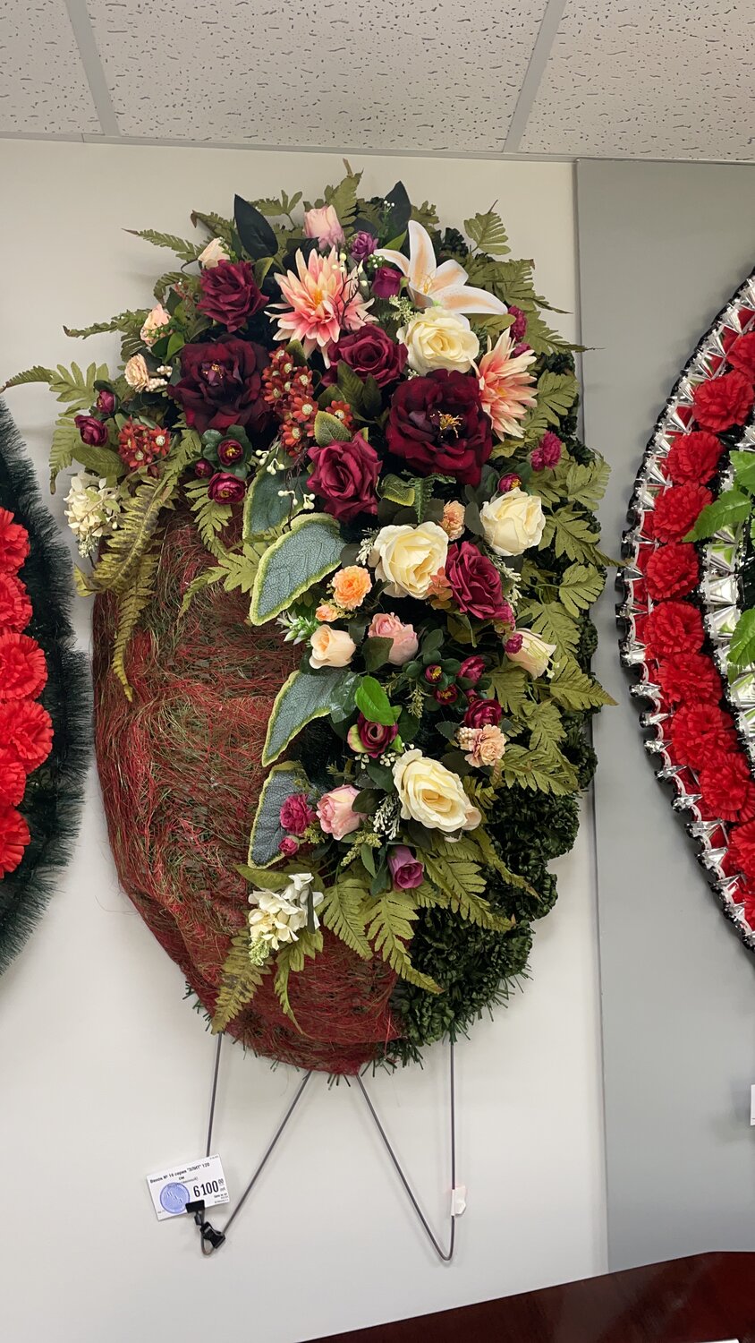 ритуальные венки, венки похоронные, венок траурный премиум, ритуальные венки из искусственных цветов, венок ритуальный элит