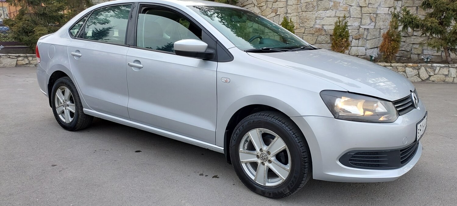 volkswagen polo, белый фольксваген поло, фольксваген поло рестайлинг, новый фольксваген поло, Volkswagen Polo V Рестайлинг