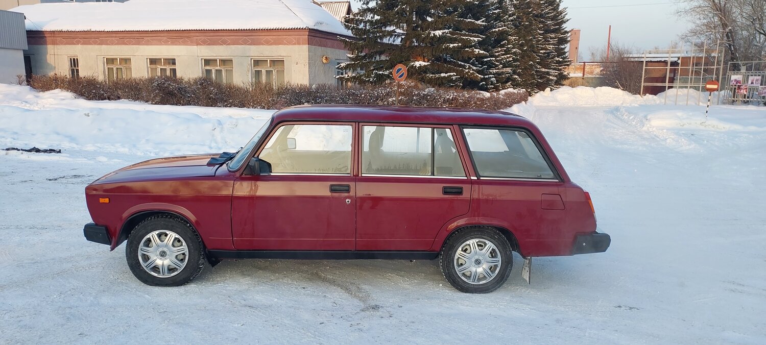 ваз-2104, ваз 2104 1984, ваз 2104 красный металлик, lada ваз, ваз 2104 вишневая