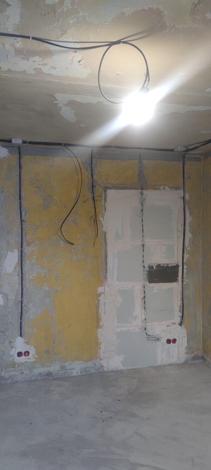 проводка в панельном доме, разводка розеток, монтаж электропроводки, электрика в квартире, замена электропроводки в квартире