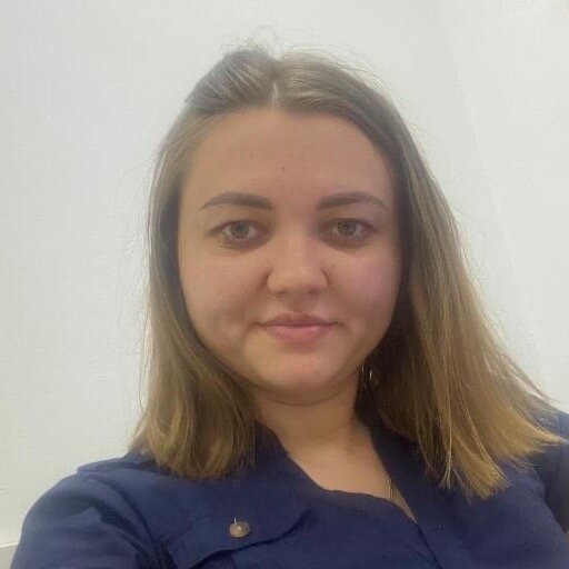 Анна Маковей