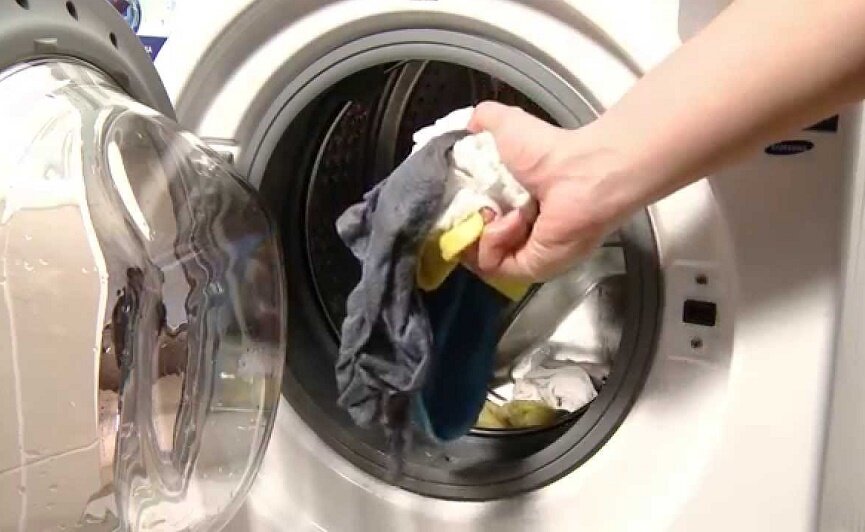 в стиральной машине, стирка в стиральной машине, стиральная машина канди не отжимает, машинка lg не отжимает, чистка стиральной машины
