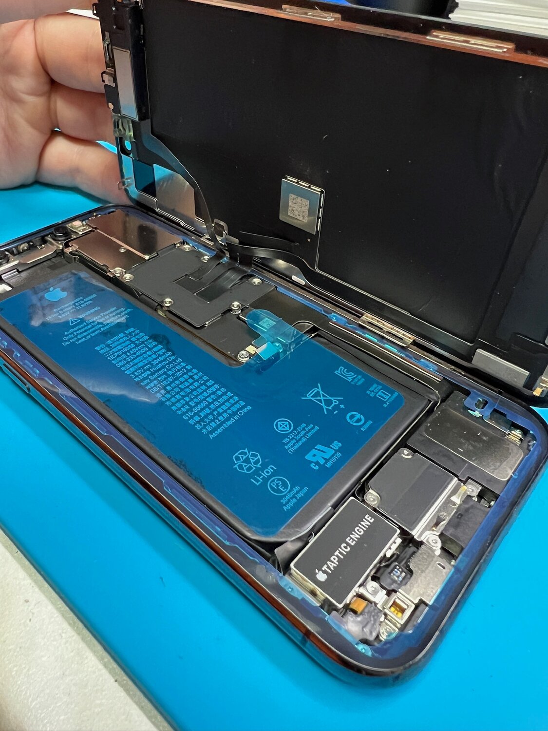 ремонт iphone, замена экрана iphone x, ремонт айфонов, экран iphone, iphone 8 верхний динамик