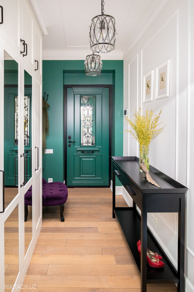 зеленые двери в интерьере, дизайн прихожей, стильный интерьер прихожей, прихожая интерьер дизайн, прихожая интерьер