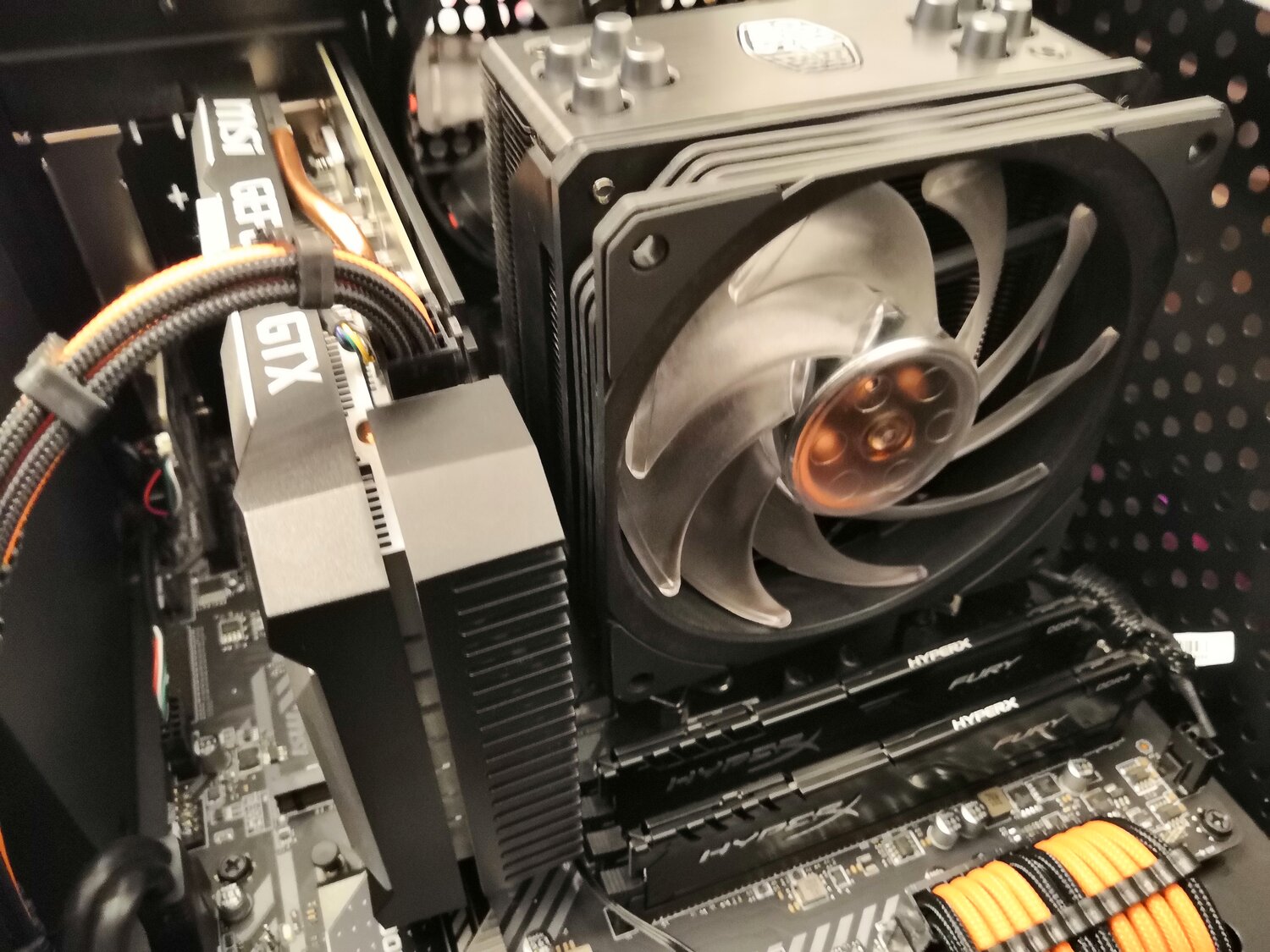 cooler master hyper 212 black edition, кулер для процессора cooler master, кулер для процессора cooler master hyper 212 rgb, кулер для процессора cooler master hyper 212, cooler master hyper 212 rgb black edition
