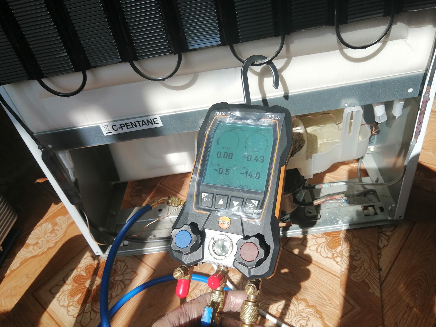 коллектор манометрический testo 549, testo 550s, цифровой манометрический коллектор testo 550, заправка фреона testo 550, манометрический коллектор testo 557s