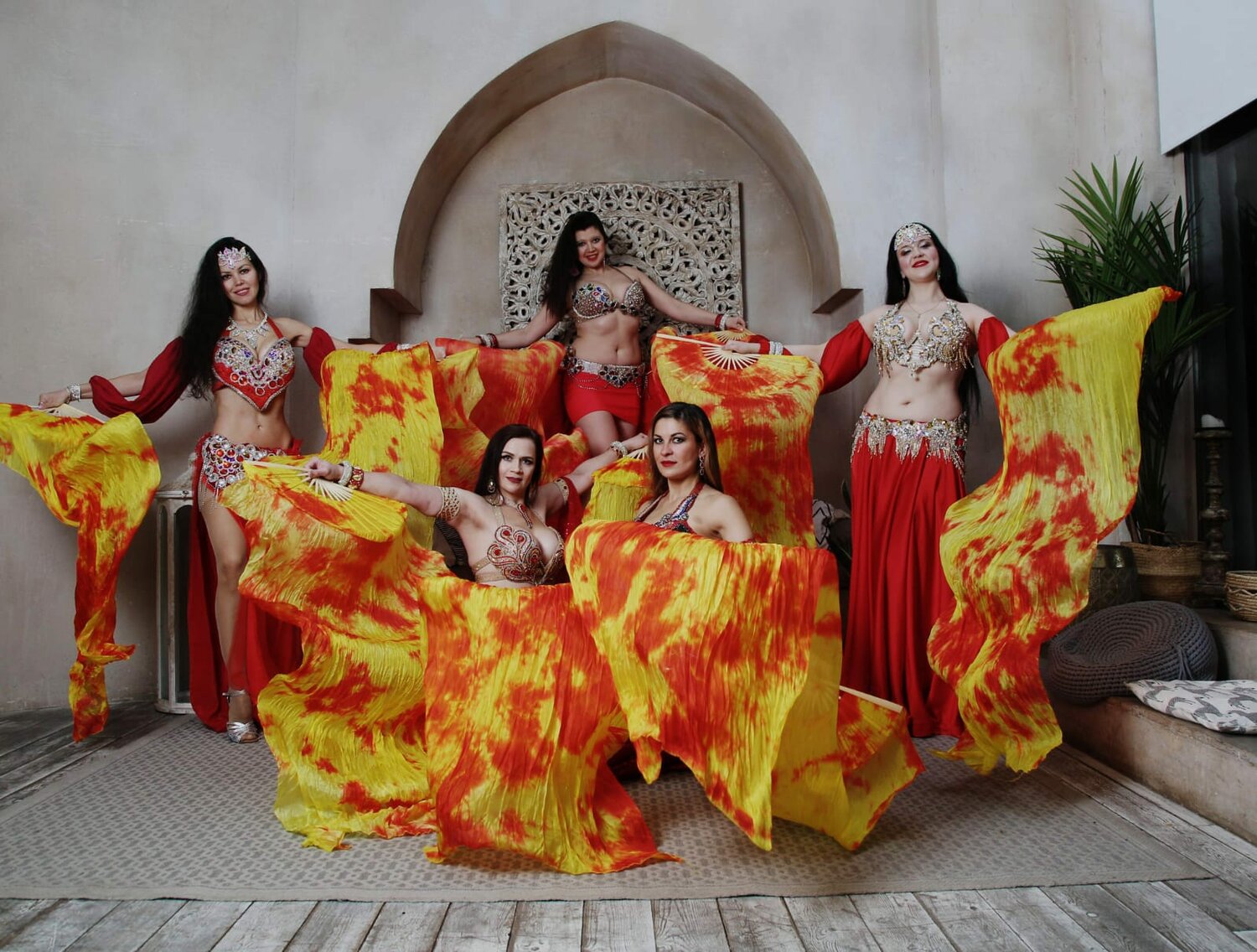 восточные танцы, танцовщица восточных танцев, танец живота, танец, танцовщица белли дэнс