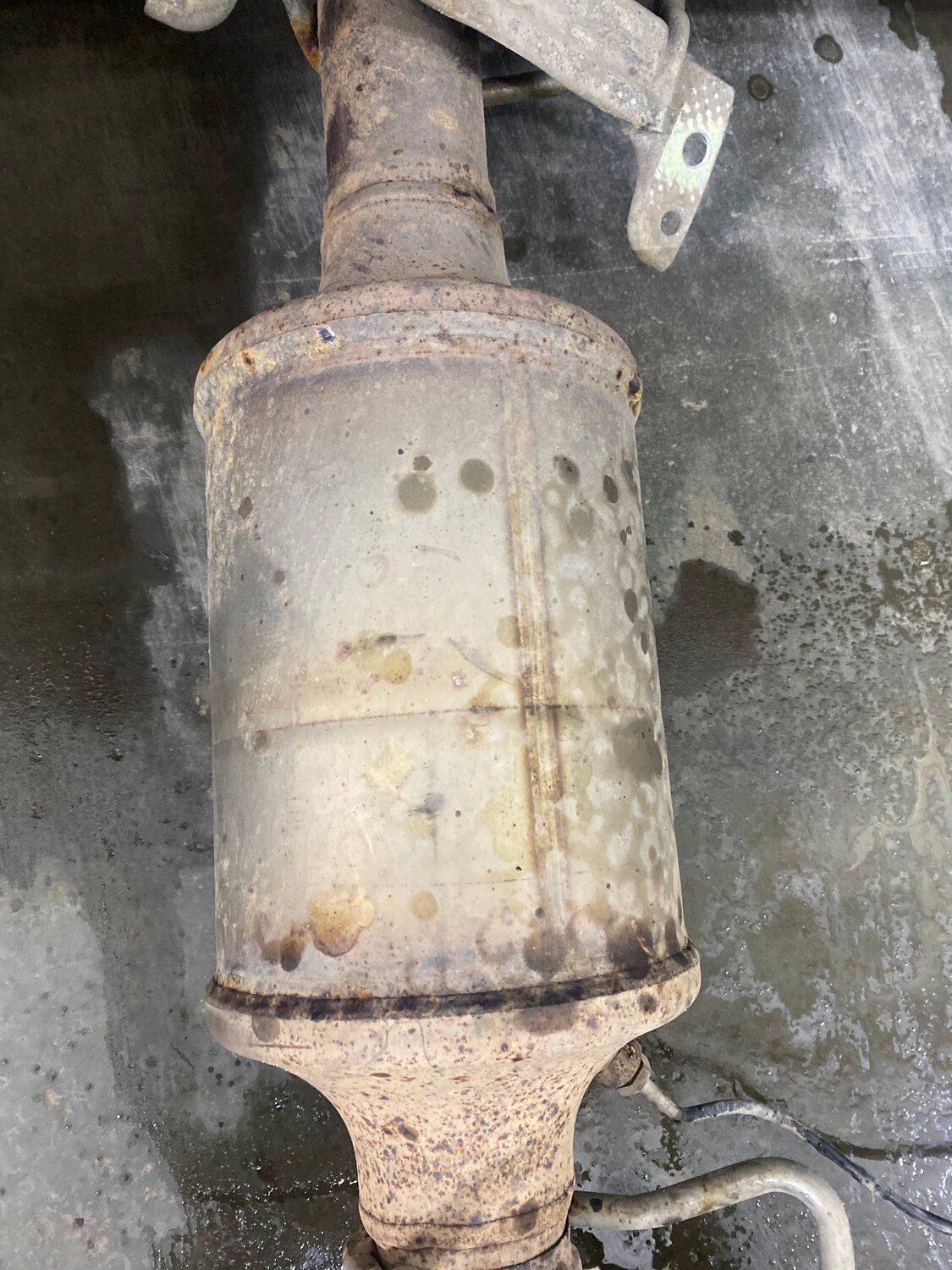 катализатор ssangyong kyron 2.3 бензин, катализатор, сажевый фильтр, сажевый фильтр газель камминз 2.8, катализатор на мерседес 164