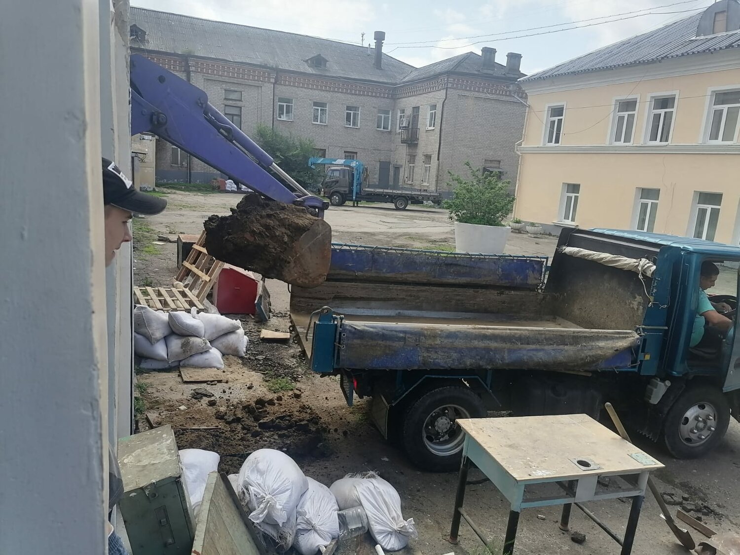мини самосвал, мини грузовик, грузовик с кузовом, самосвальный кузов, грузовик