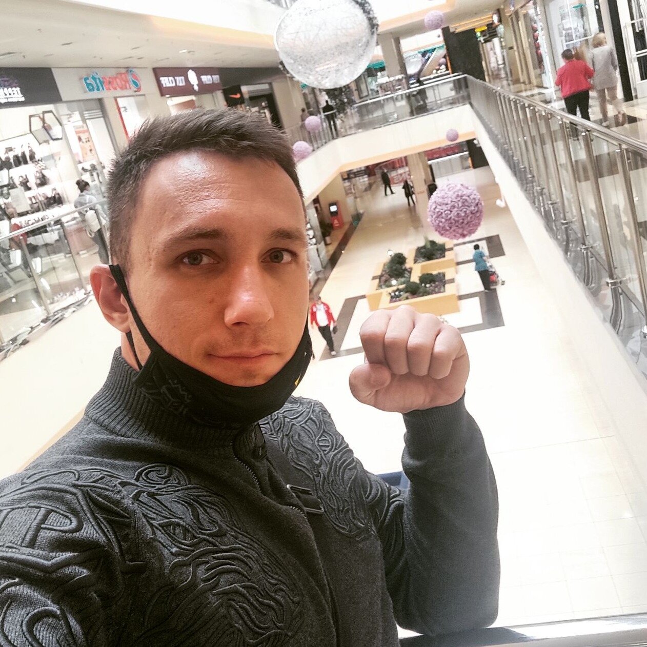 Максим Карташов