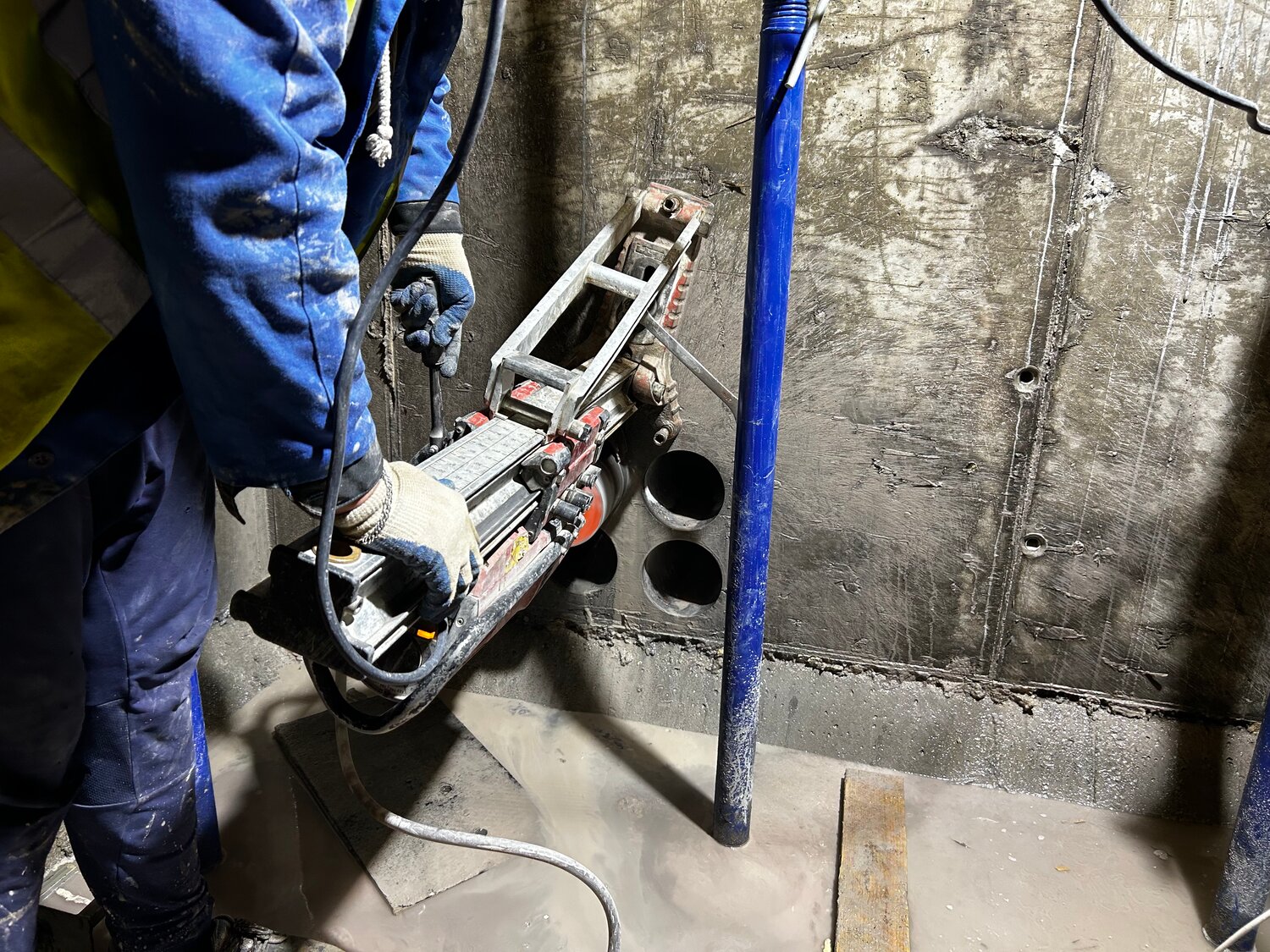 бурения bosch gdb 350 we, алмазное бурение, алмазное сверление, алмазное бурение отверстий, алмазное сверление отверстий