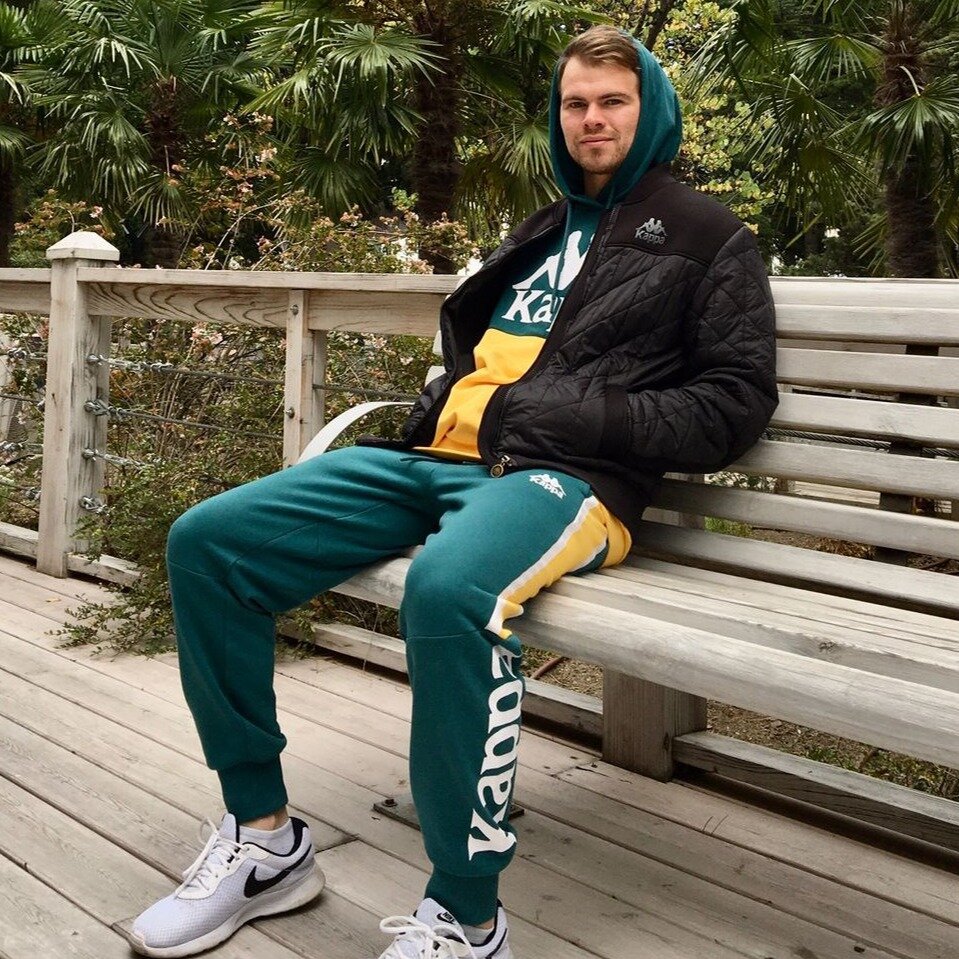 Дмитрий К.