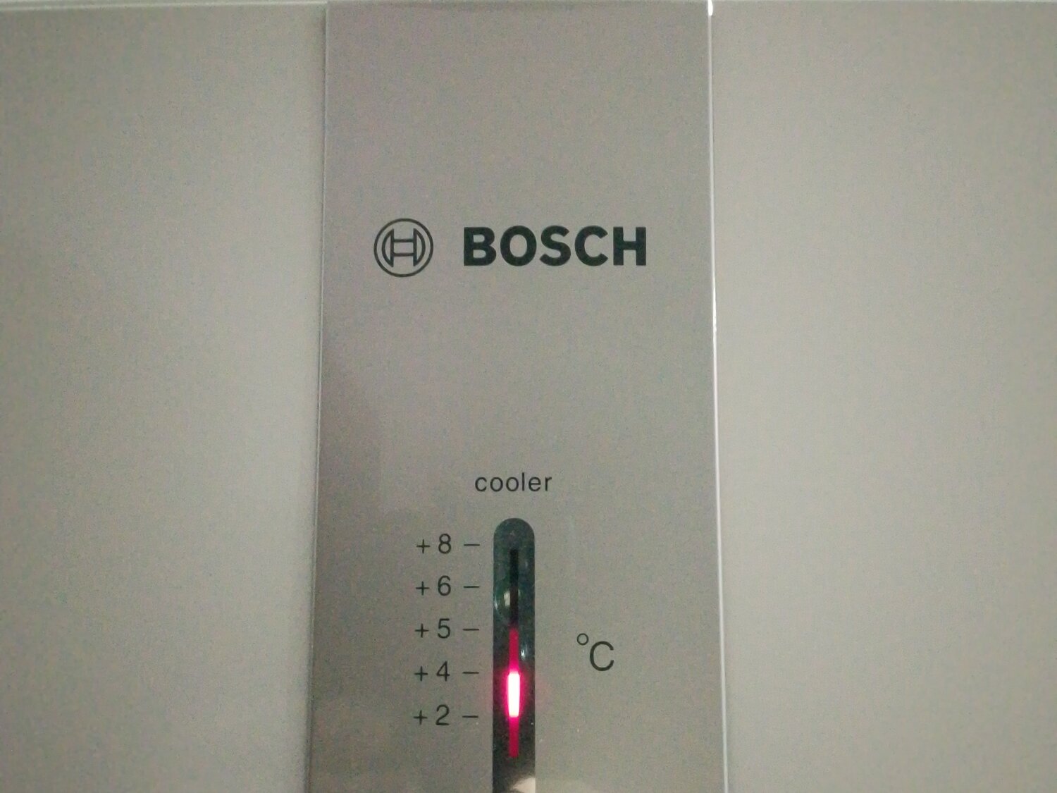 bosch, холодильник bosch, газовая колонка bosch, бытовая техника, bosch kgn39vw14r