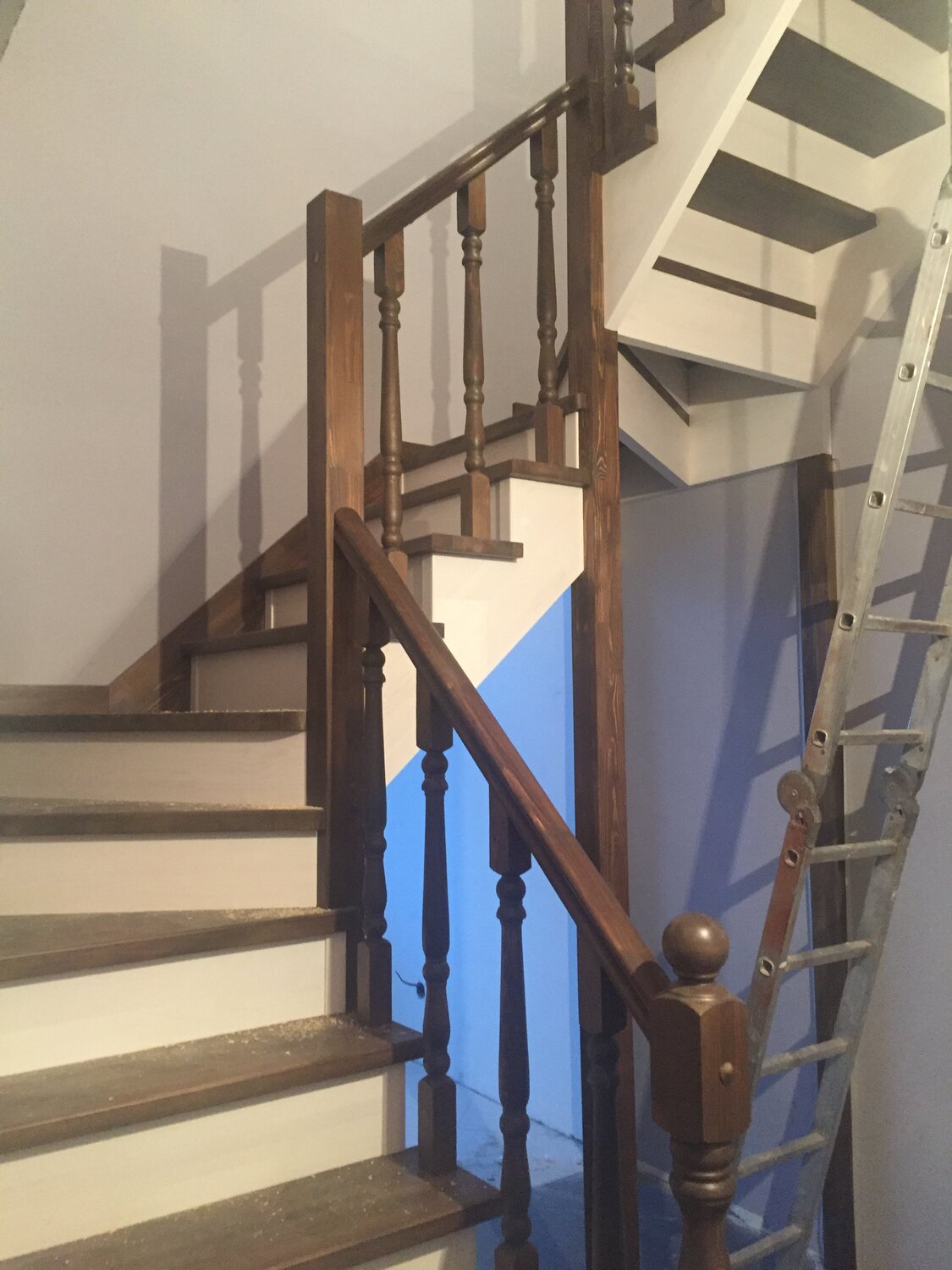 лестницы, лестница на второй, изготовление лестниц, лестница на второй этаж, лестница с забежными ступенями