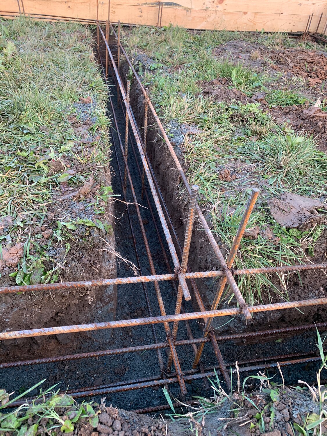 армировка ленточного фундамента, фундамент, арматура в фундаменте, фундамент ленточный, арматурный каркас для фундамента