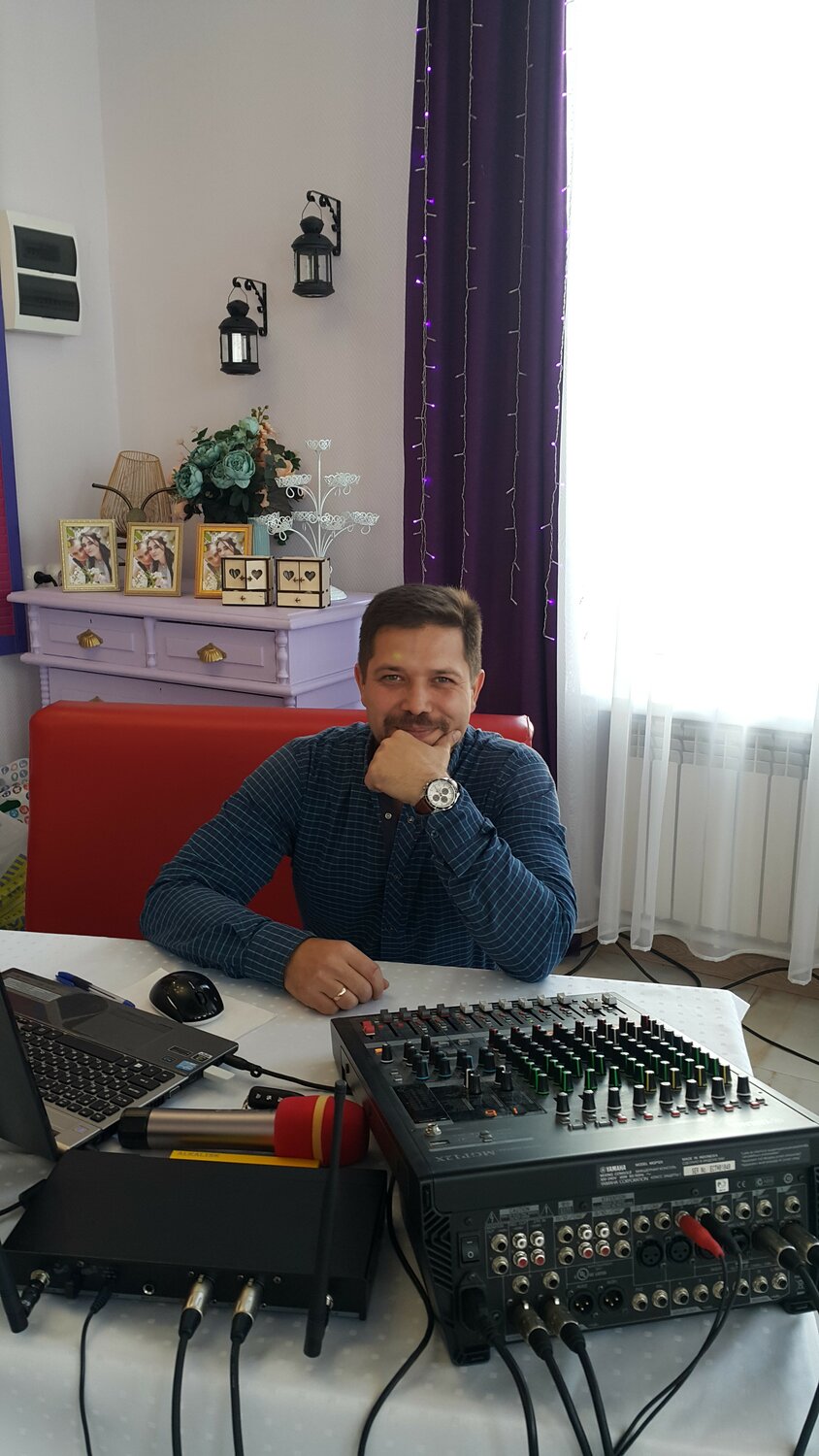 дмитрия, человек, мужчина, дмитрий куликов звукорежиссер, звукорежиссер на районе