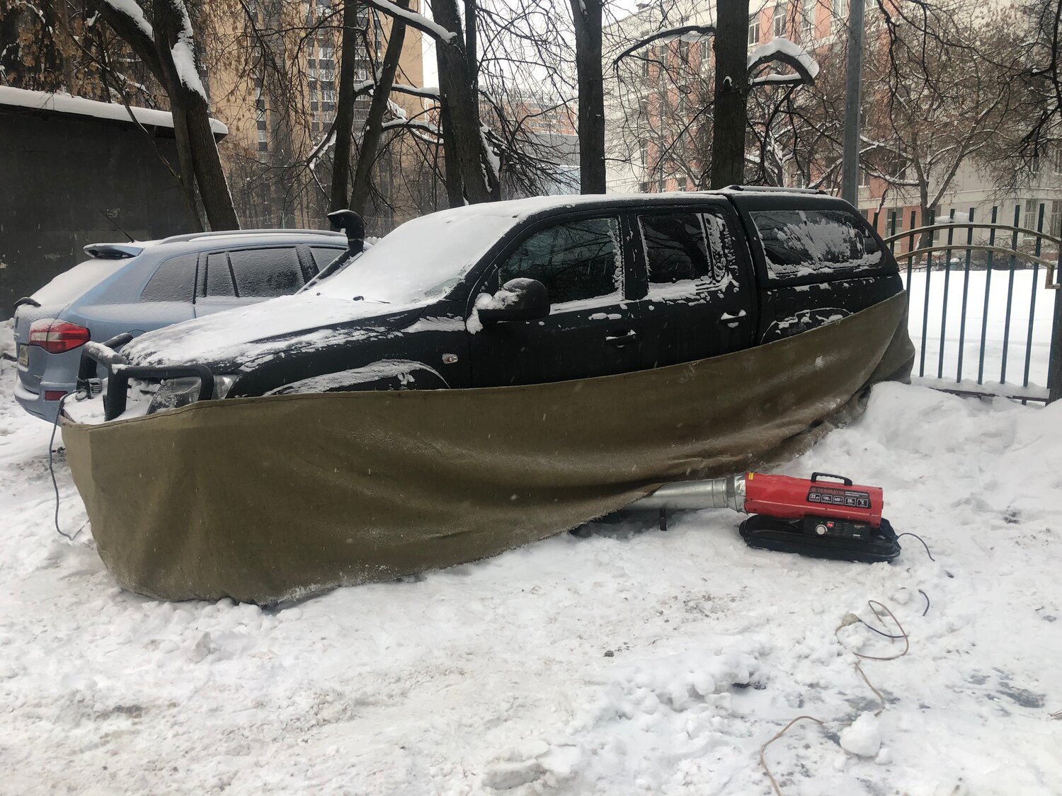 отогрев автомобиля, отогрев автомобиля пушкой, отогрев авто, отогрев машины, тент для отогрева автомобиля