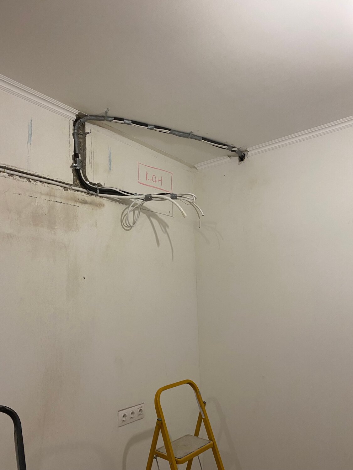 монтаж электропроводки, прокладка электропроводки, монтаж проводки, монтаж проводов, электропроводка