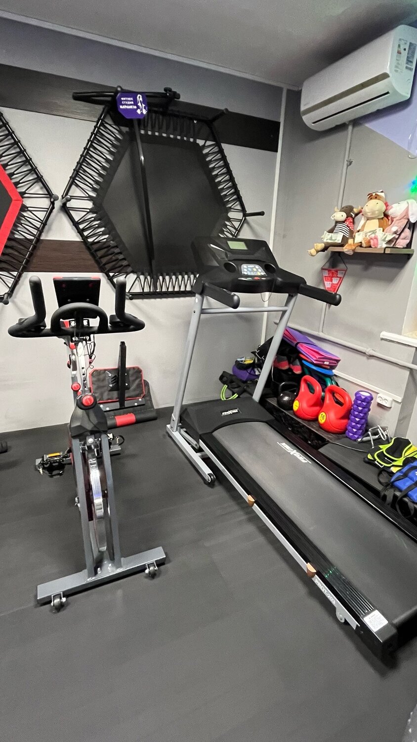 carbon fitness t330 беговая дорожка, тренажерный зал, беговая дорожка carbon fitness t506, тренажеры, спортивные тренажеры