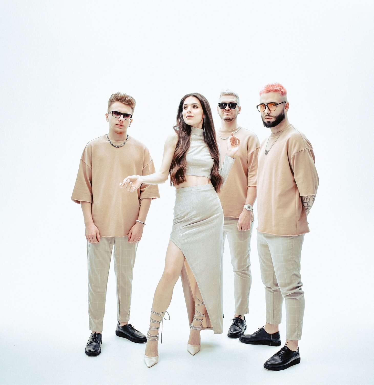 девушка, lake street dive, человек, группа little big, группа