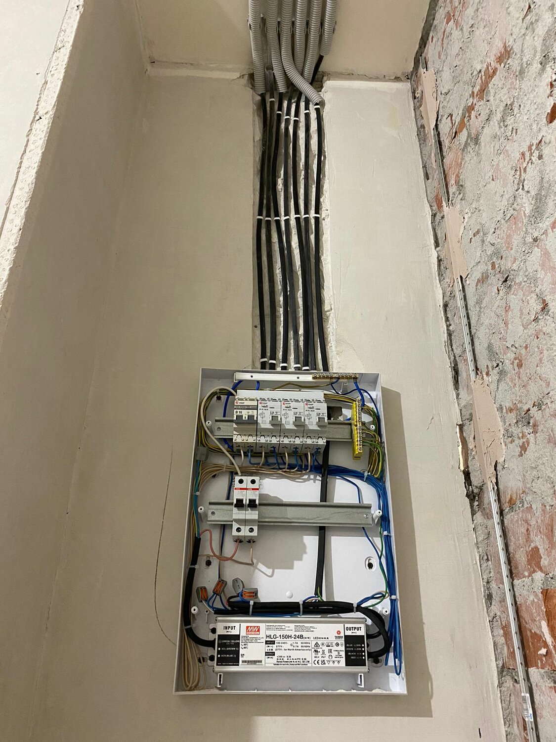 электромонтажные работы, электромонтаж, электрика монтаж, монтаж электропроводки, электрика в квартире